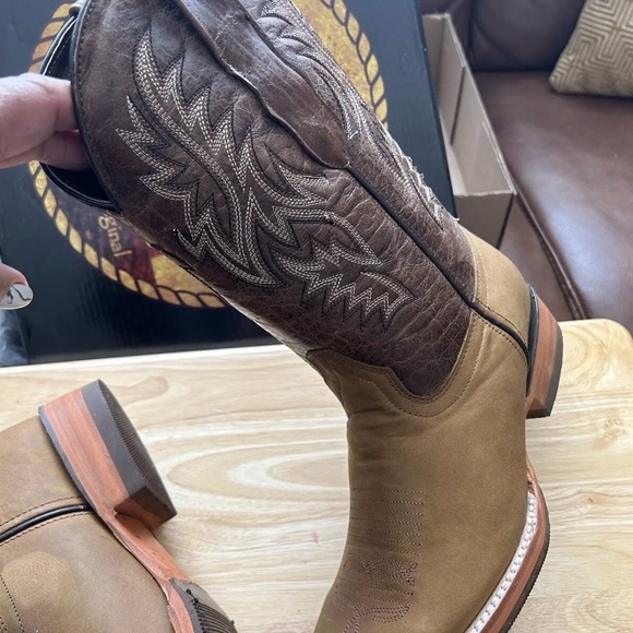 Cuatrero cowgirl womens square toe boot - Picture 6 of 6